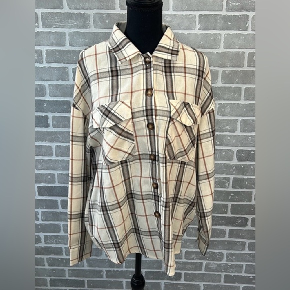 Women’s SHEIN Plaid Button-Up Shirt